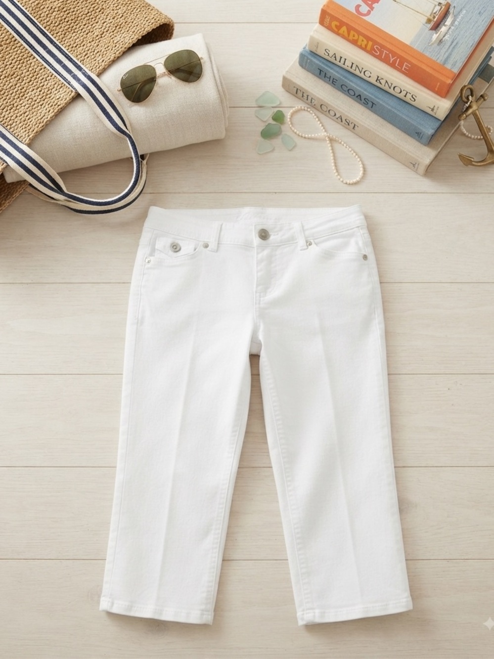 Do Denim Y2K White Embellished Capri Jeans Rhinestone Studded Back Pockets Sz S